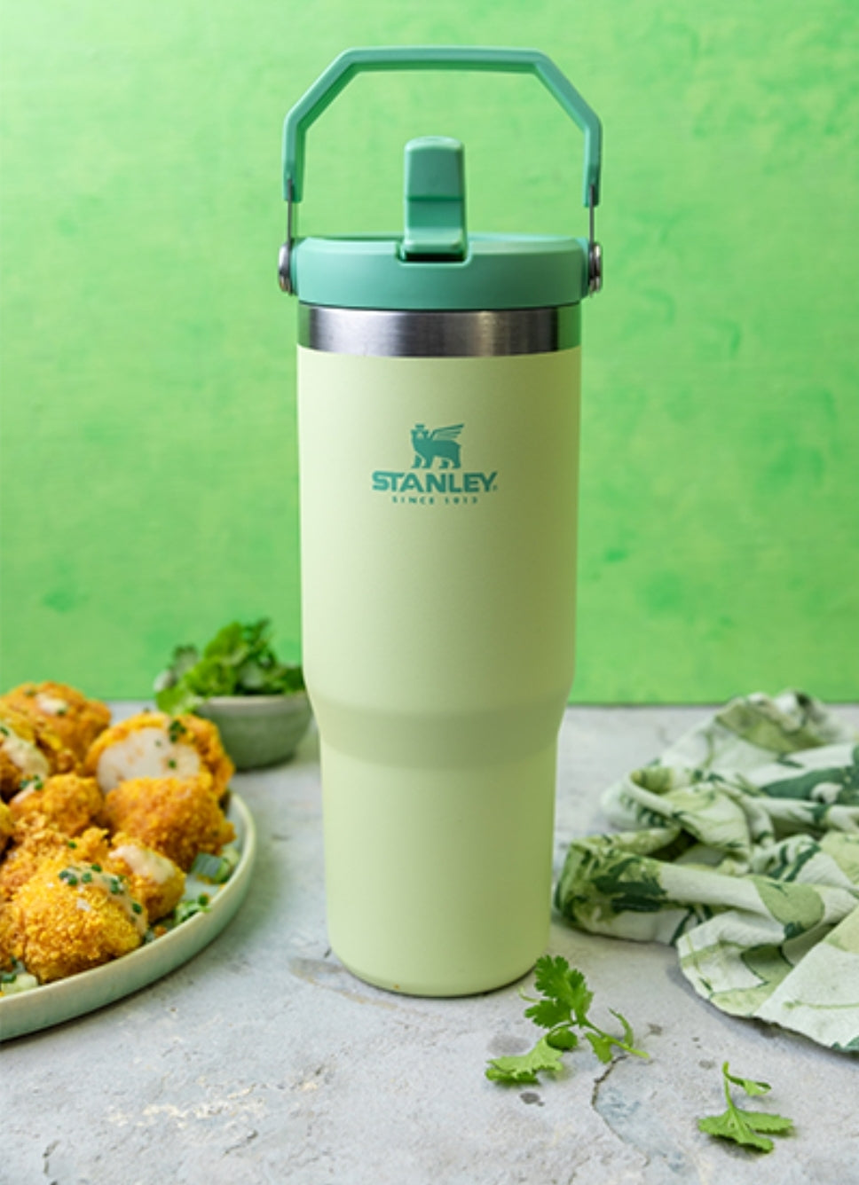 Stanley Iceflow™ Flip Straw Tumbler Leak Proof | 30 OZ (900 ml)